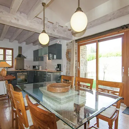 In France With Covered Terrace, Cleaning Included * Roussines